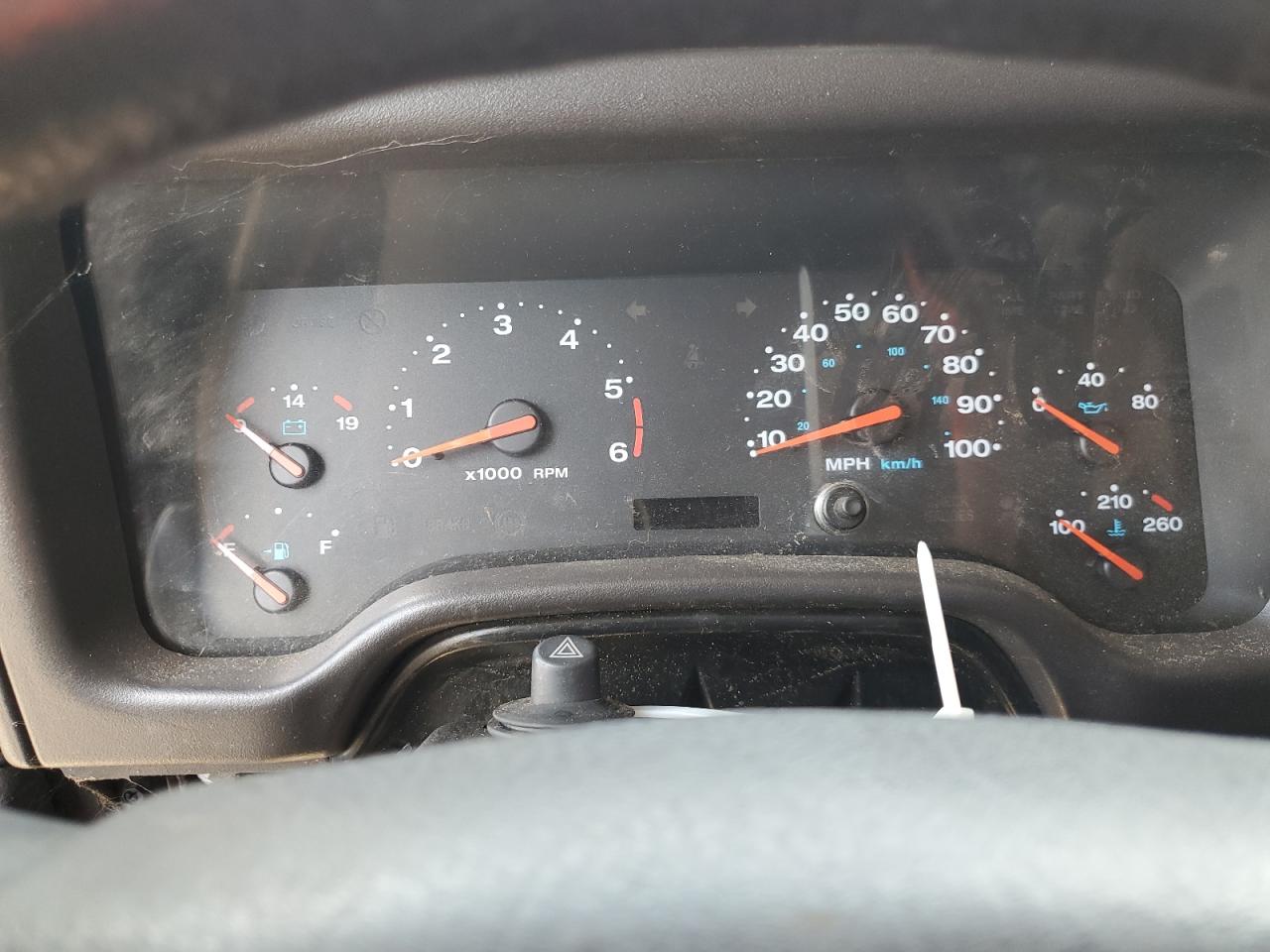 2002 Jeep Wrangler / Tj X VIN: 1J4FA39SX2P732881 Lot: 64451185