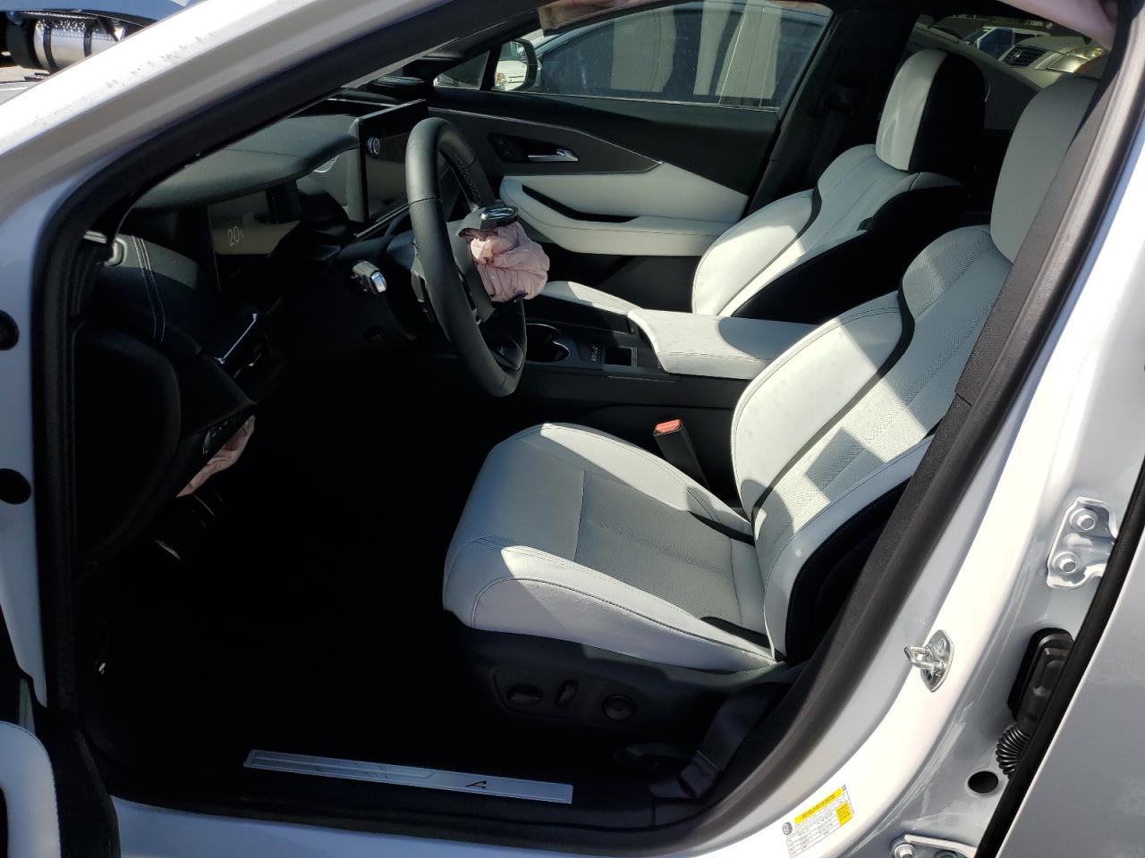 2024 Acura Zdx A-Spec VIN: 4W5KHNRL4RZ518989 Lot: 63630965