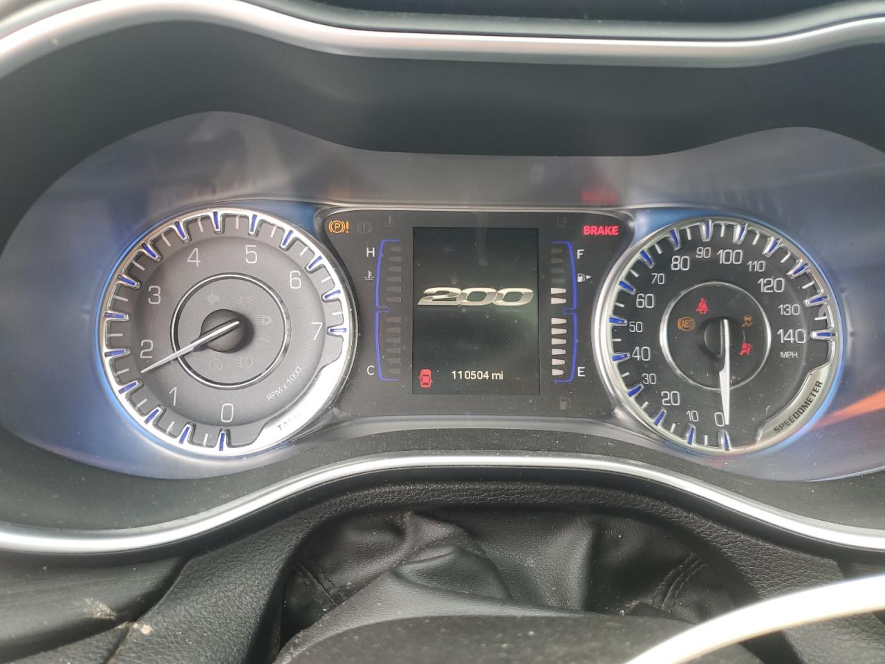 2015 Chrysler 200 Limited VIN: 1C3CCCAB1FN669335 Lot: 63912875