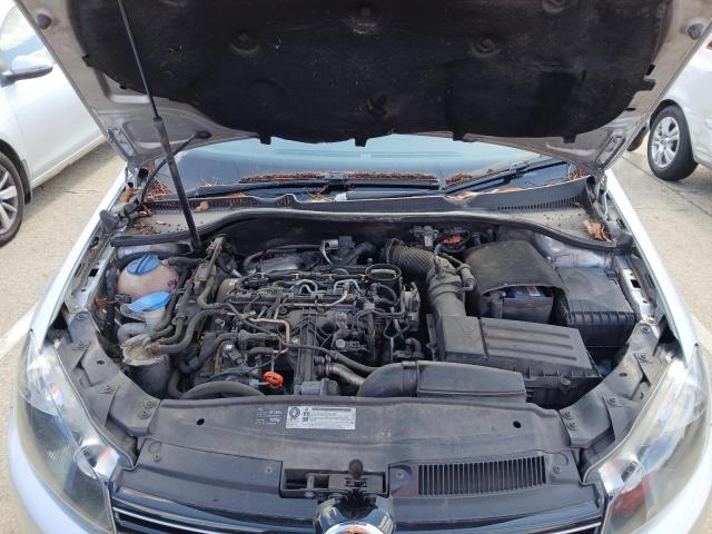 2010 VOLKSWAGEN GOLF SE TD