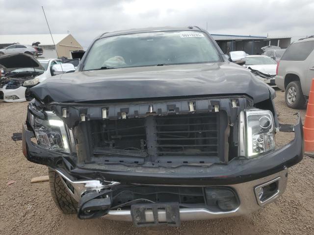  NISSAN TITAN 2018 Черный