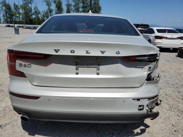  VOLVO S60 2019 Srebrny