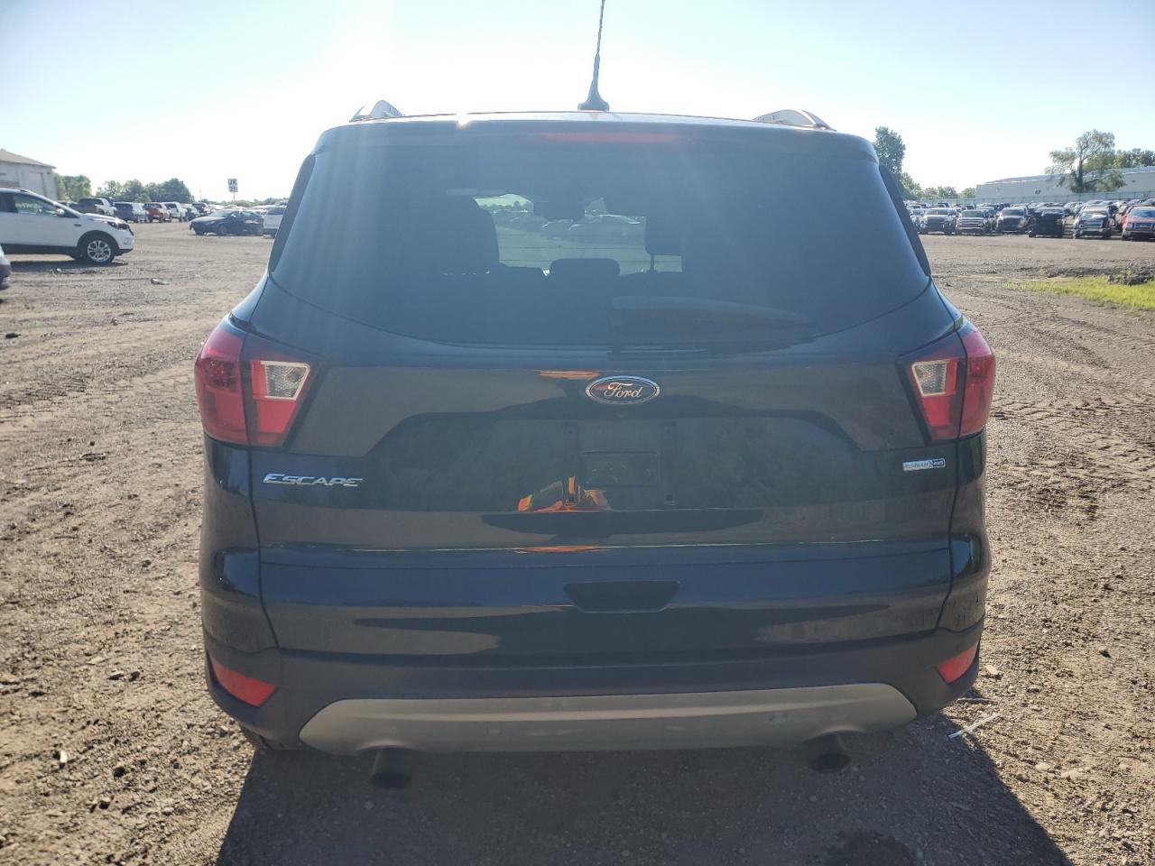 2019 Ford Escape Sel VIN: 1FMCU9HD2KUA04393 Lot: 65118635