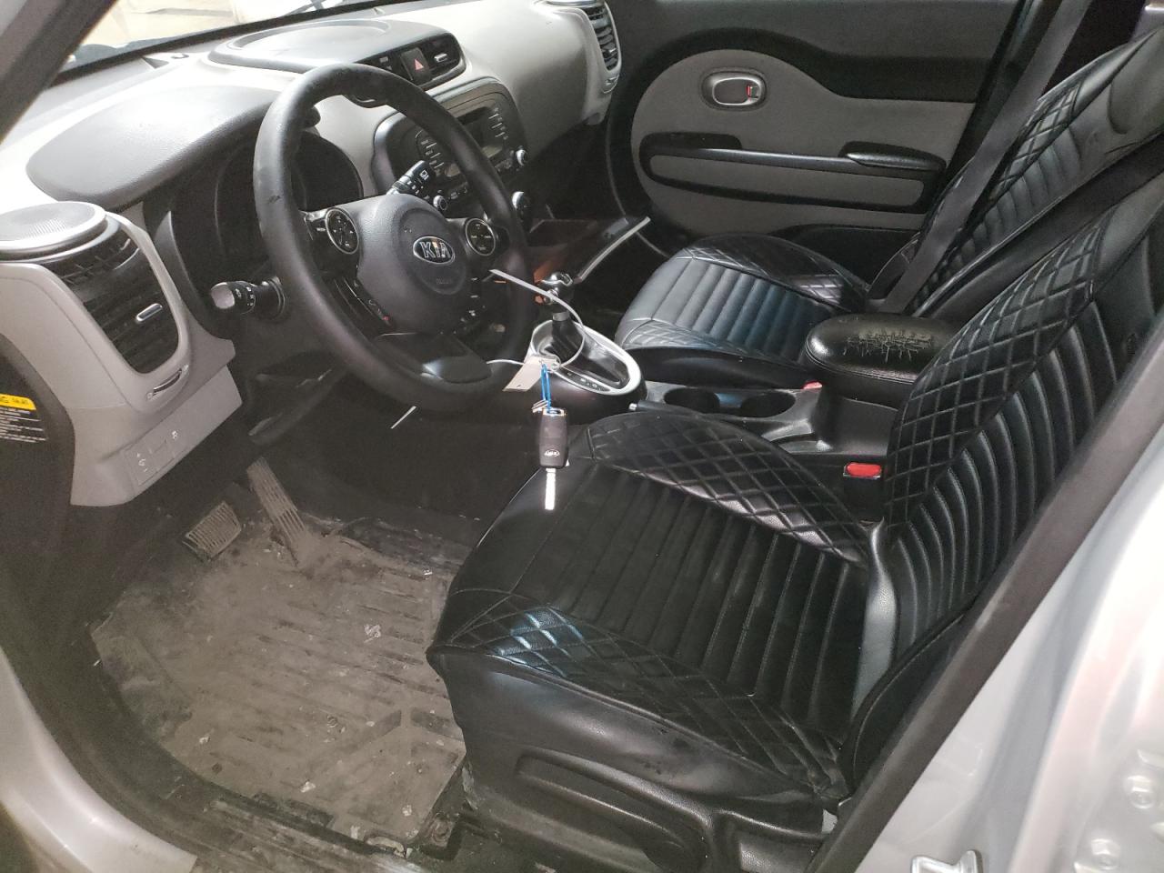 2015 Kia Soul VIN: KNDJN2A28F7792108 Lot: 64702035
