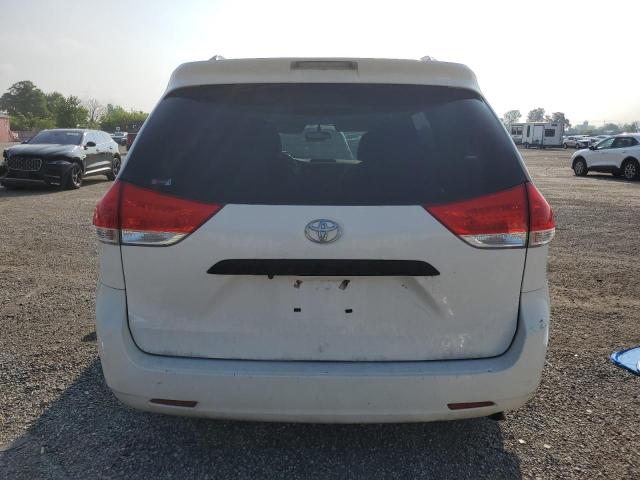 2012 TOYOTA SIENNA   