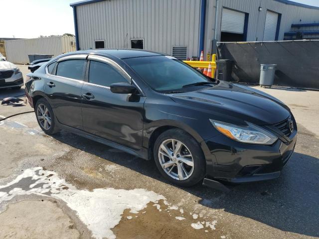  NISSAN ALTIMA 2016 Czarny