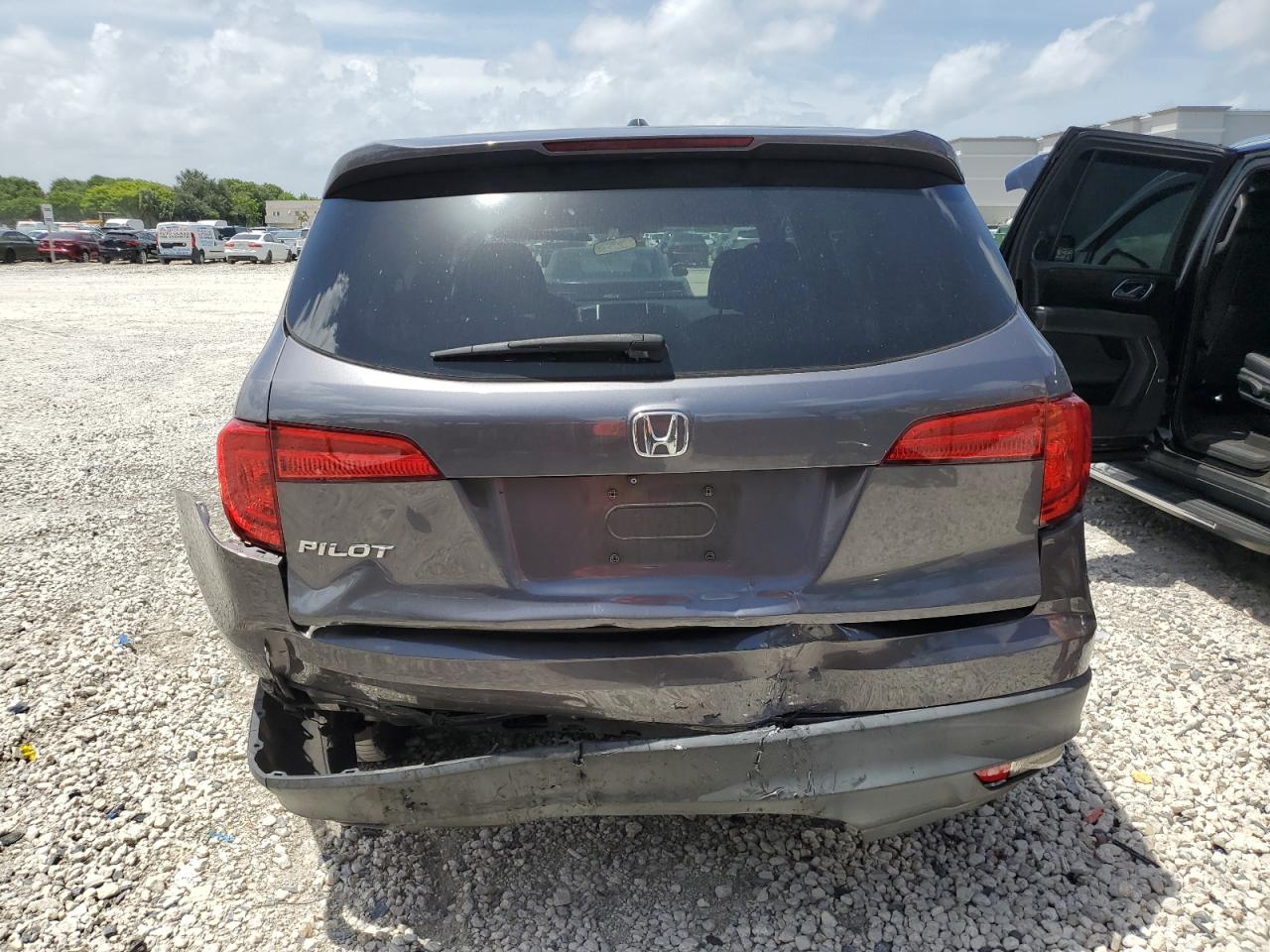 2018 Honda Pilot Ex VIN: 5FNYF5H3XJB033104 Lot: 64480255