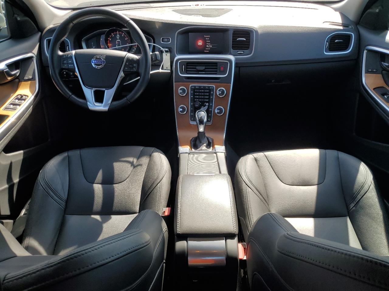2017 Volvo S60 Platinum VIN: LYV402HM1HB149939 Lot: 63283855