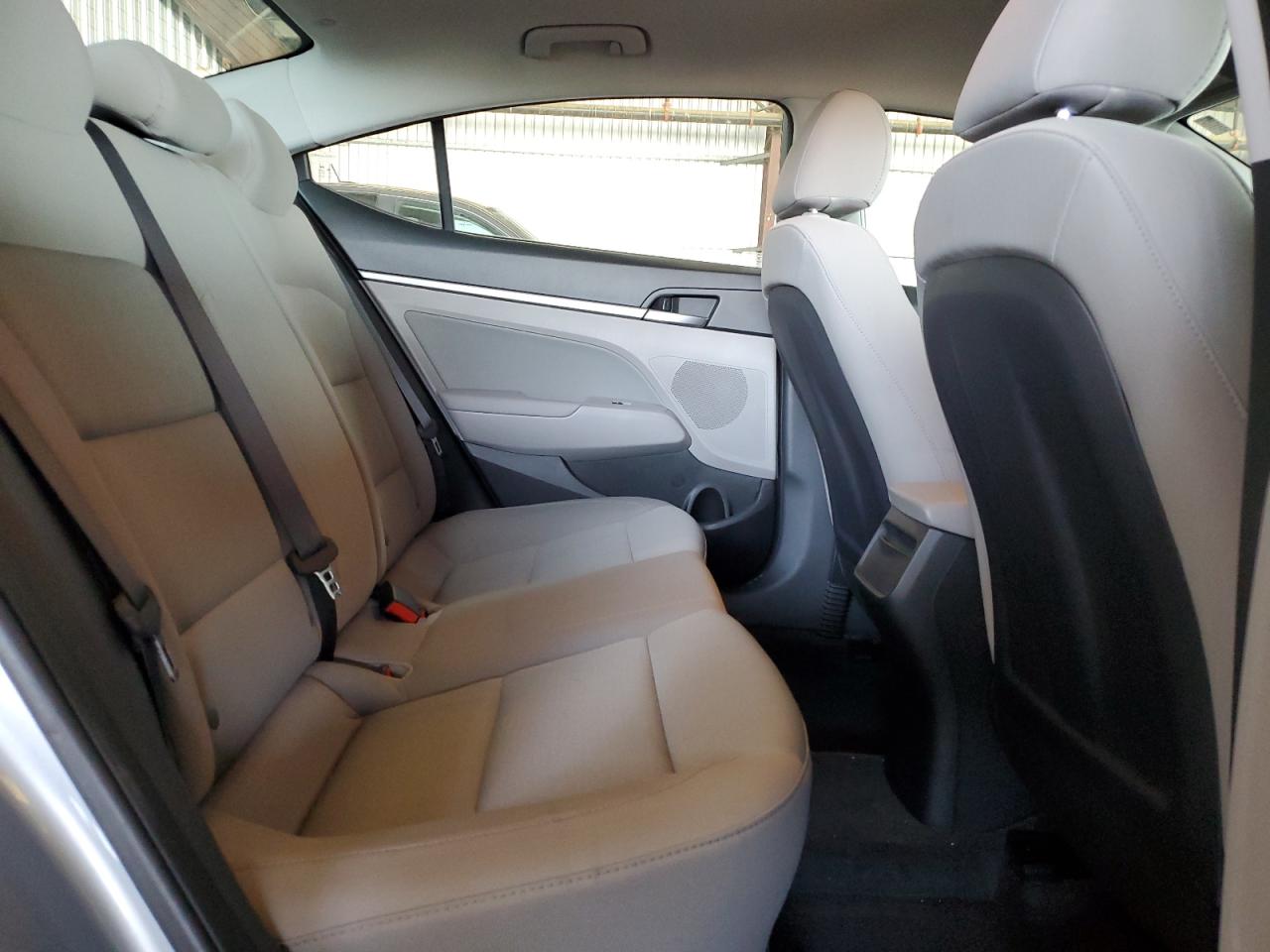 5NPD84LF4HH188876 2017 Hyundai Elantra Se