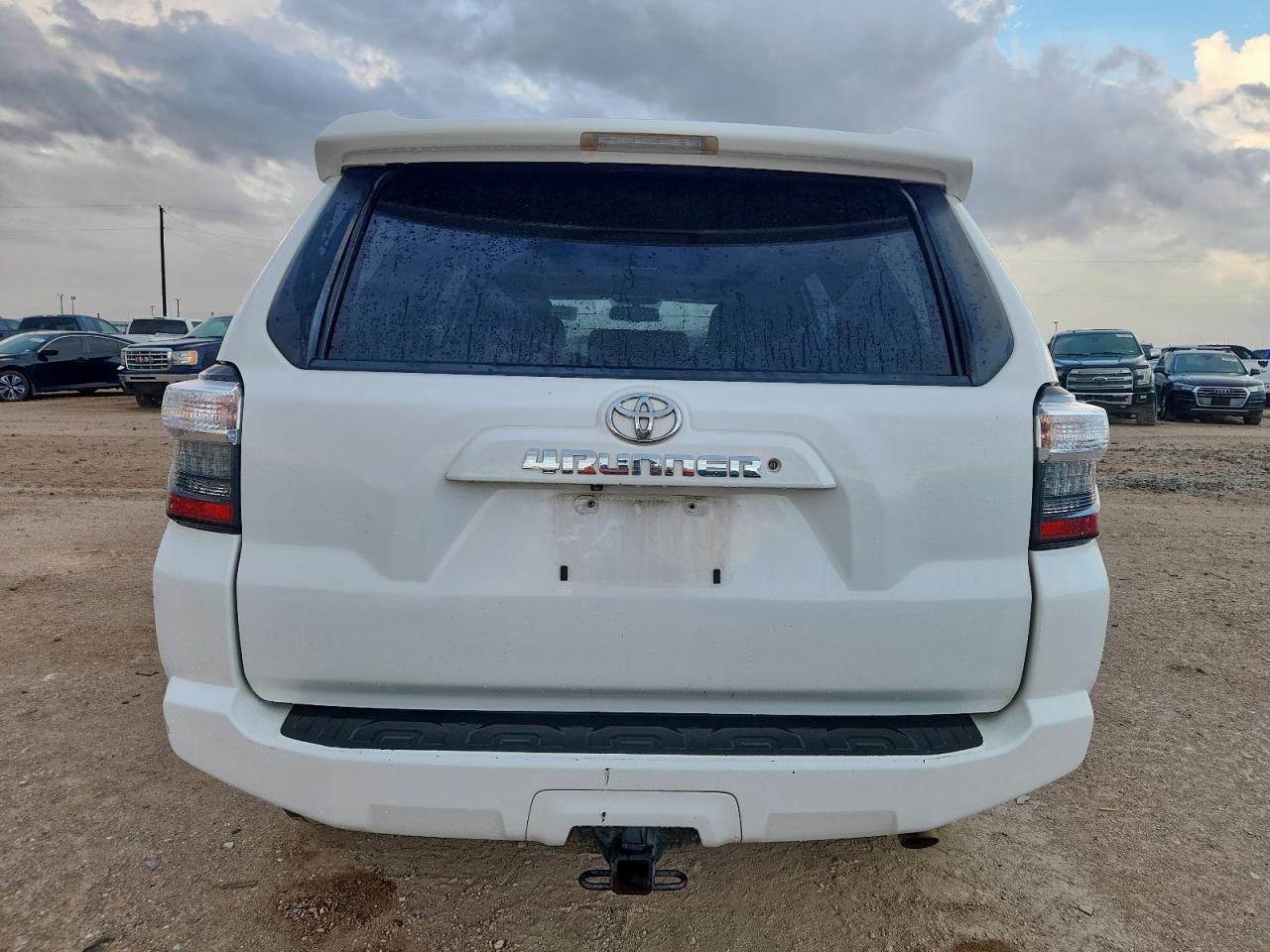 2016 Toyota 4Runner Sr5 VIN: JTEZU5JR2G5117965 Lot: 63317955