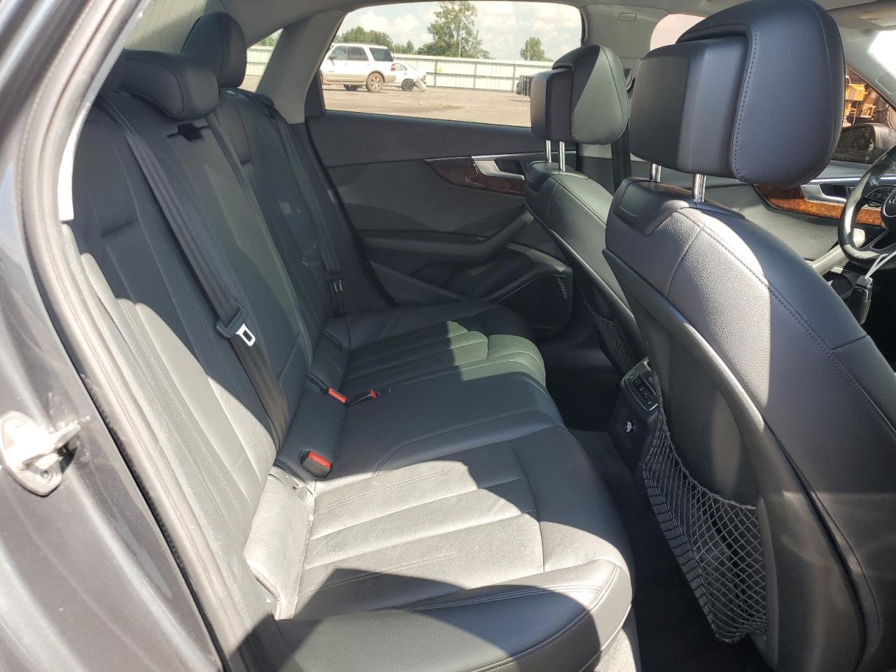 2017 Audi A4 Premium Plus VIN: WAUENAF45HN068555 Lot: 65597015