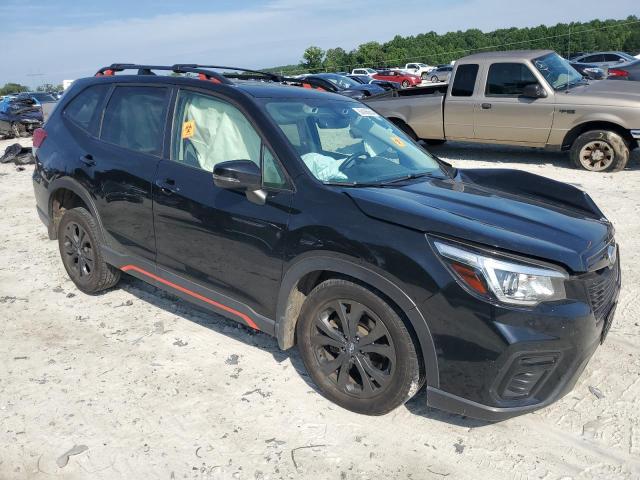  SUBARU FORESTER 2019 Czarny