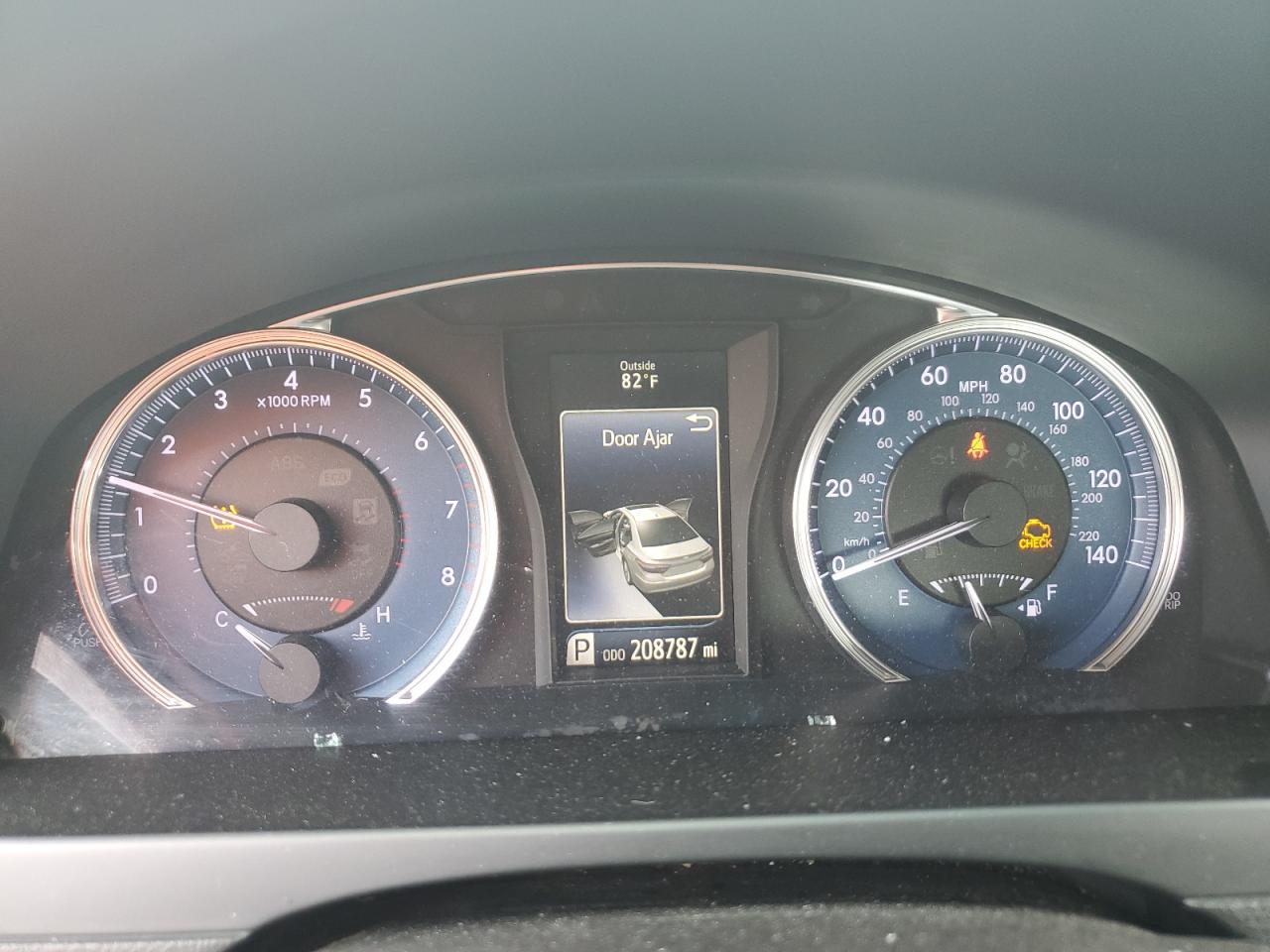 2016 Toyota Camry Le VIN: 4T1BF1FK5GU540254 Lot: 63752735