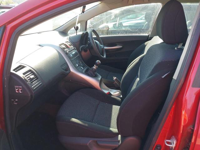 2010 TOYOTA AURIS TR