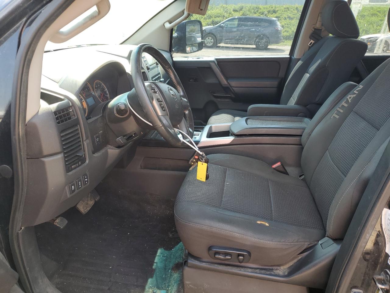 2014 Nissan Titan S VIN: 1N6AA0EC8EN517557 Lot: 62281975