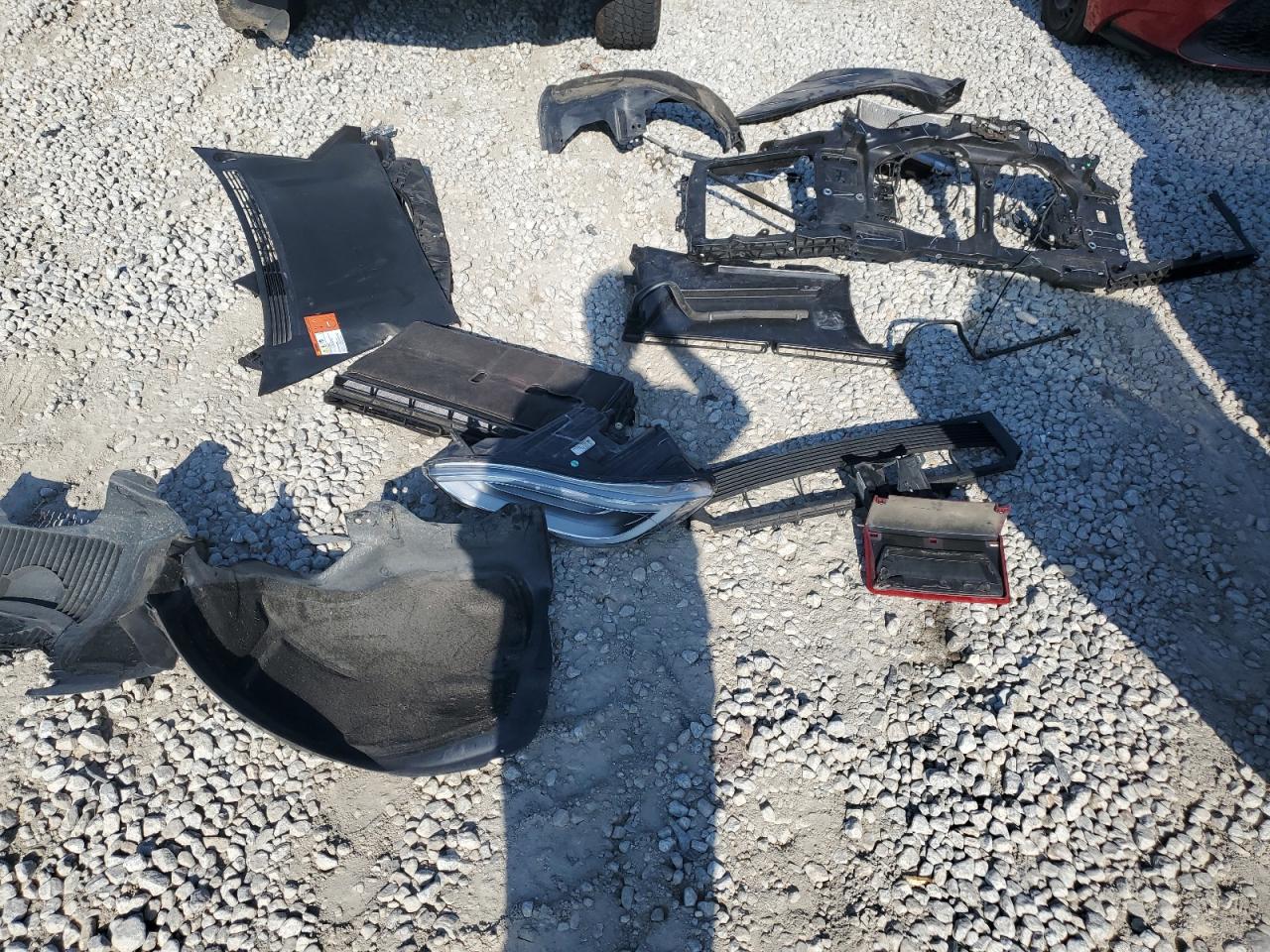 2018 Tesla Model S VIN: 5YJSA1E24JF258515 Lot: 65266565