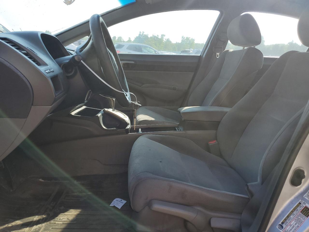 2007 Honda Civic Lx VIN: 1HGFA165X7L061916 Lot: 65701015