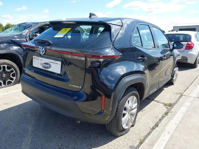 2021 TOYOTA YARIS CROS