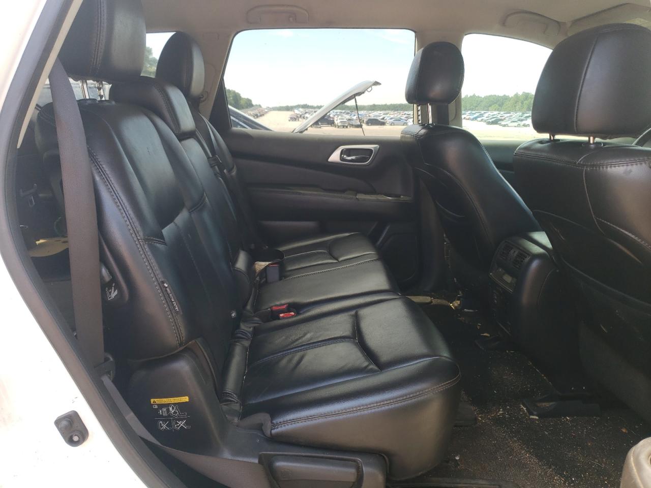 2018 Nissan Pathfinder S VIN: 5N1DR2MN0JC608783 Lot: 63435915