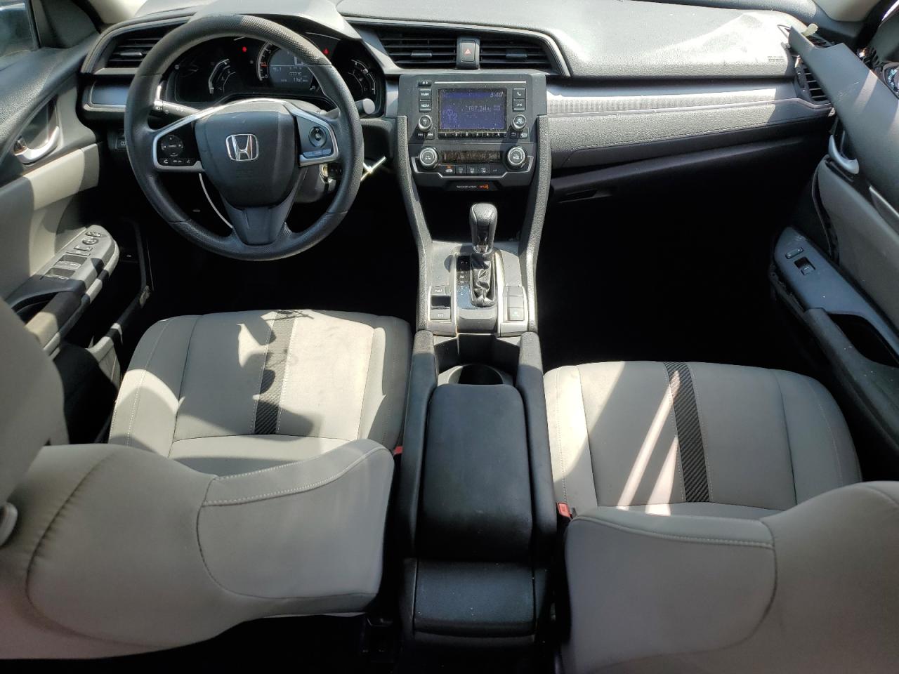 2018 Honda Civic Lx VIN: 19XFC2F5XJE022113 Lot: 64818535