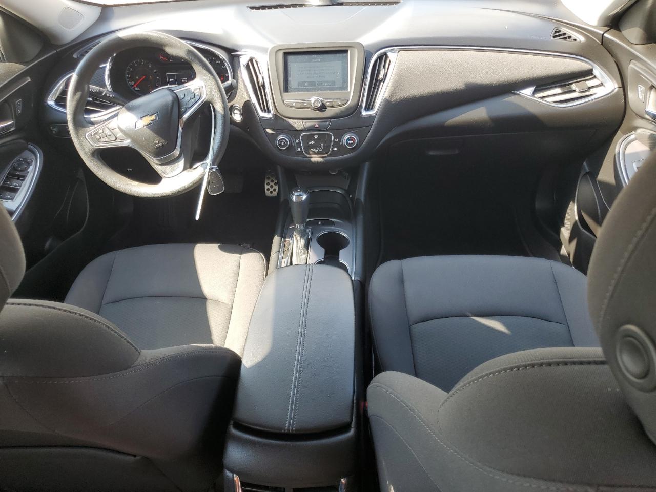 1g1ze5stxhf159493 1G1ZE5STXHF159493 2017 Chevrolet Malibu Lt
