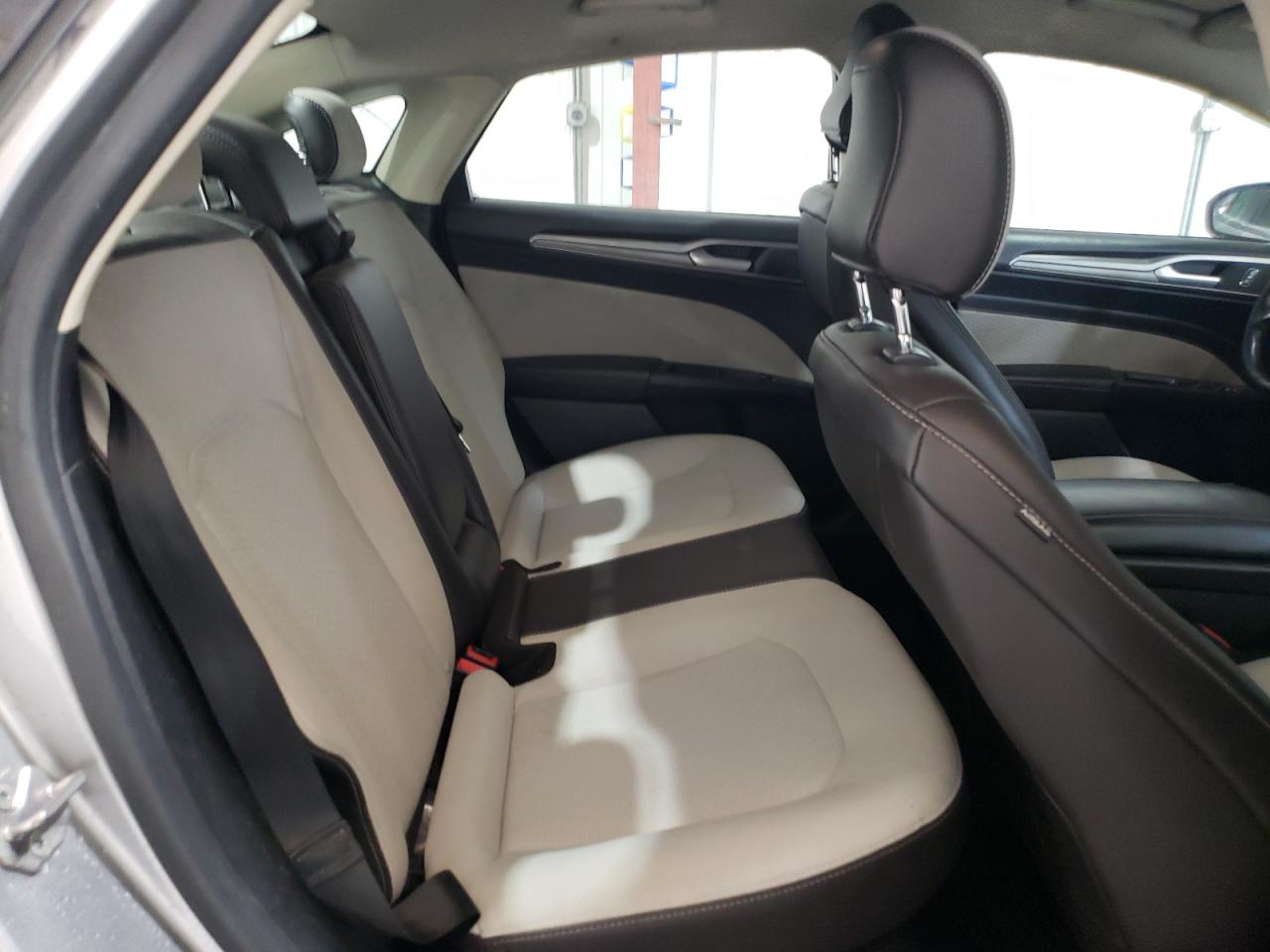 2020 Ford Fusion Se VIN: 3FA6P0HD8LR220834 Lot: 63946975