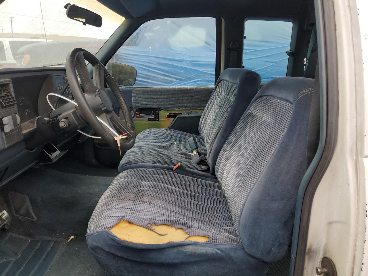 1990 Chevrolet Gmt-400 C1500 VIN: 2GCEC19K1L1199611 Lot: 62944575