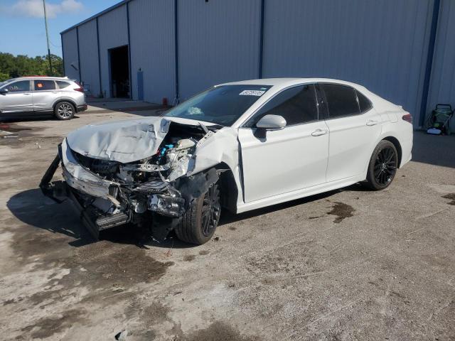  TOYOTA CAMRY 2022 Silver