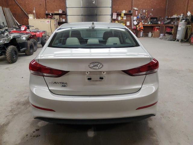 HYUNDAI ELANTRA 2017 Кремовый