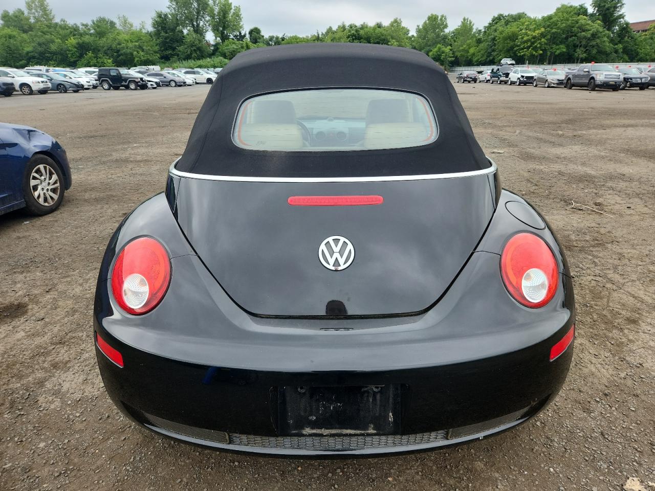 2008 Volkswagen New Beetle Convertible Se VIN: 3VWRF31Y98M414685 Lot: 64333685