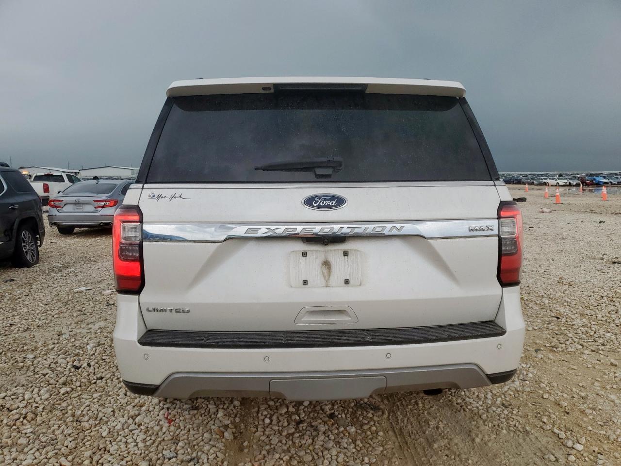 2018 Ford Expedition Max Limited VIN: 1FMJK1KT1JEA17966 Lot: 63703585