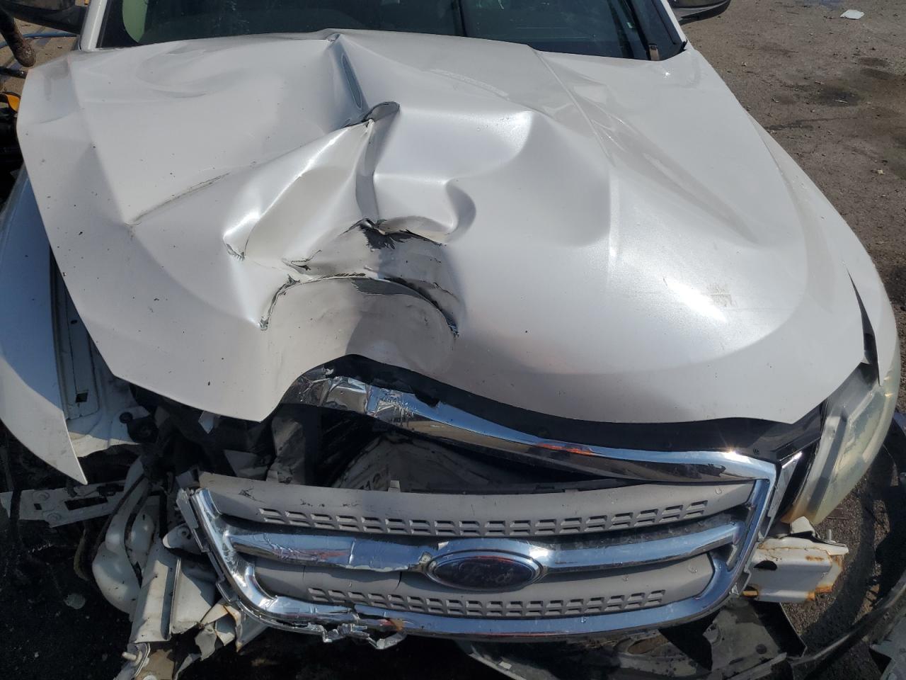 2010 Ford Taurus Limited VIN: 1FAHP2FW0AG140229 Lot: 64846685