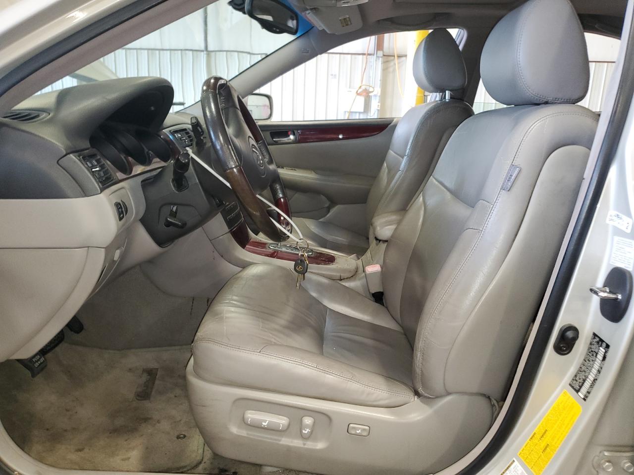 2004 Lexus Es 330 VIN: JTHBA30G545002340 Lot: 63795525