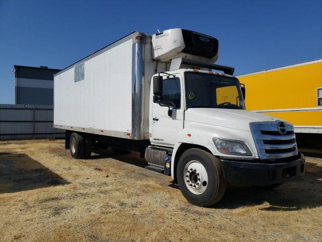 2016  258/268 - TRUCKS REFRIGERATED BOX TRUCK