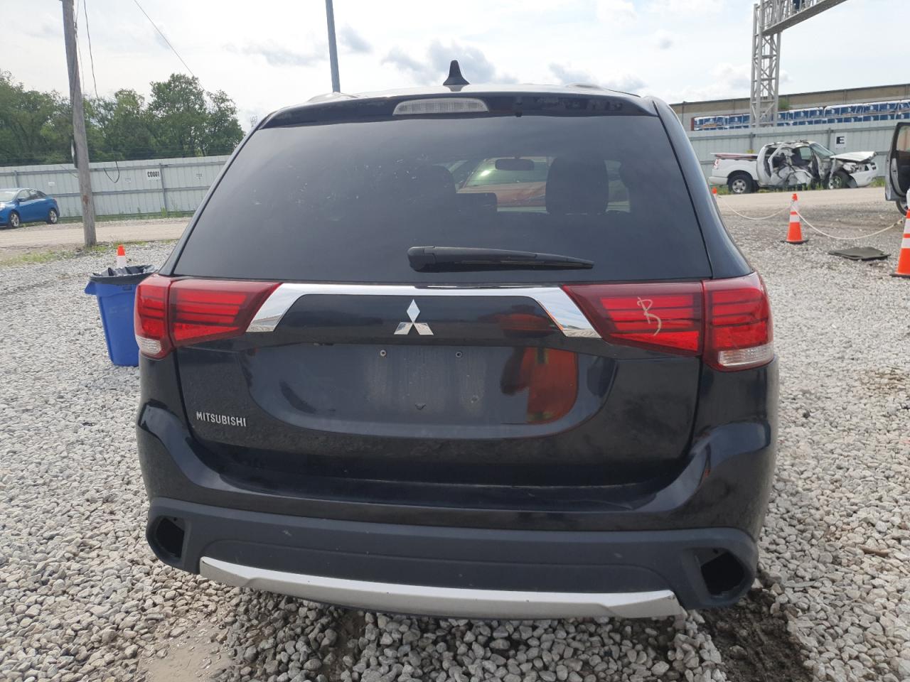 2017 Mitsubishi Outlander Es VIN: JA4AD2A38HZ060896 Lot: 64957035
