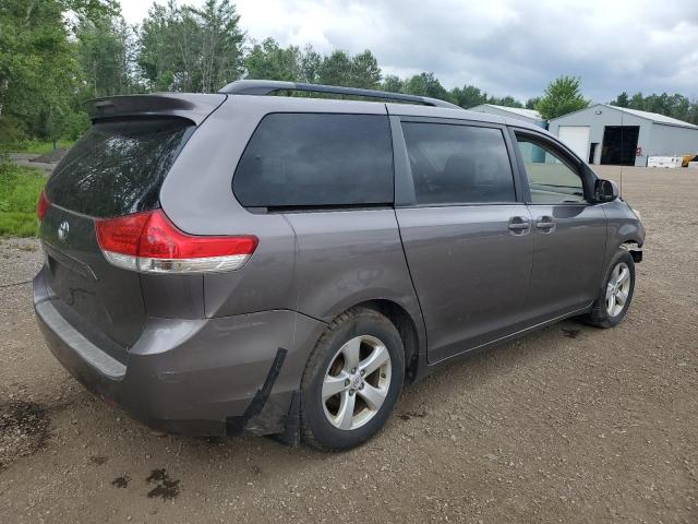 2011 TOYOTA SIENNA LE  