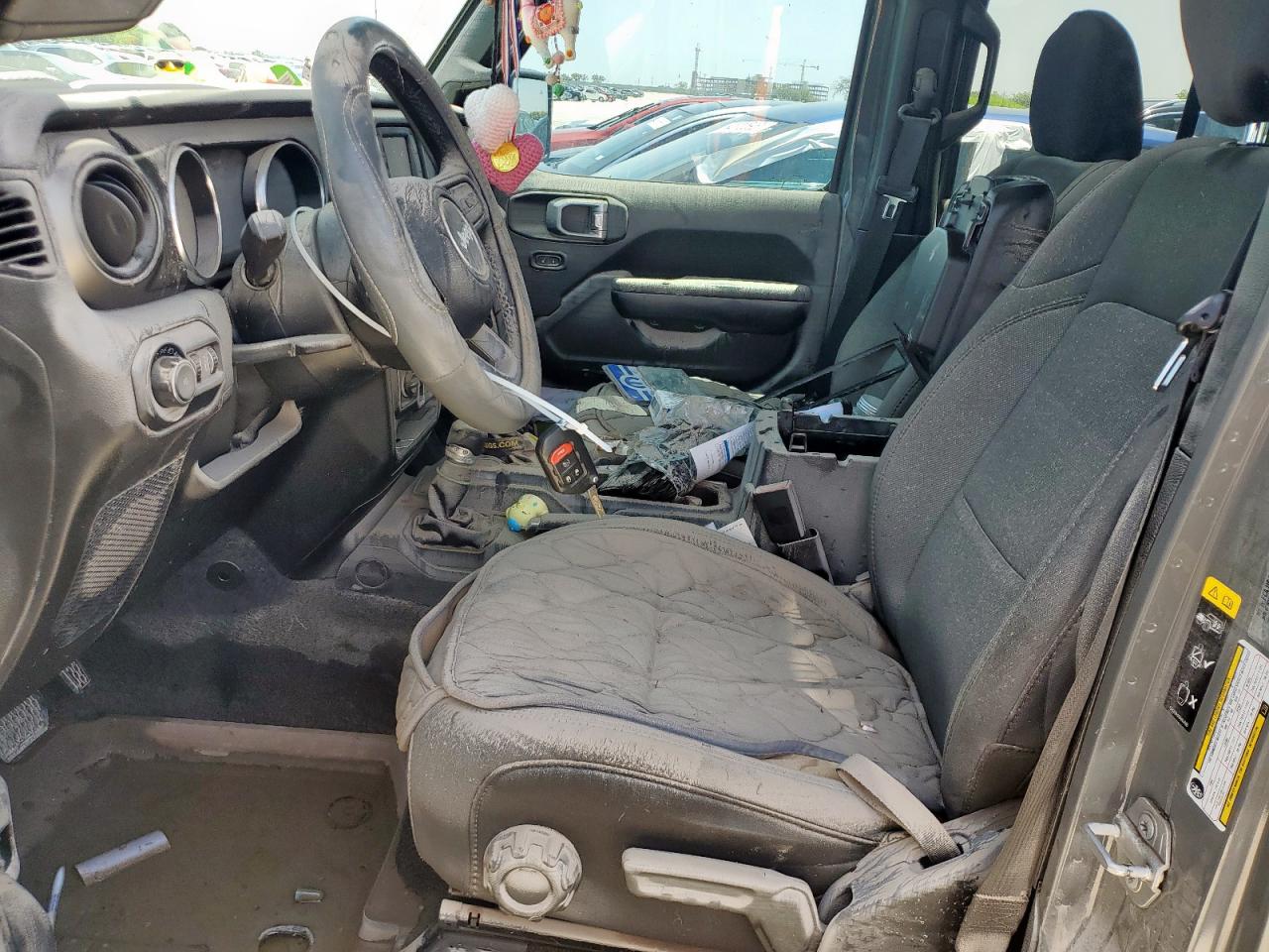 2020 Jeep Wrangler Unlimited Sport VIN: 1C4HJXDG0LW268368 Lot: 64282385