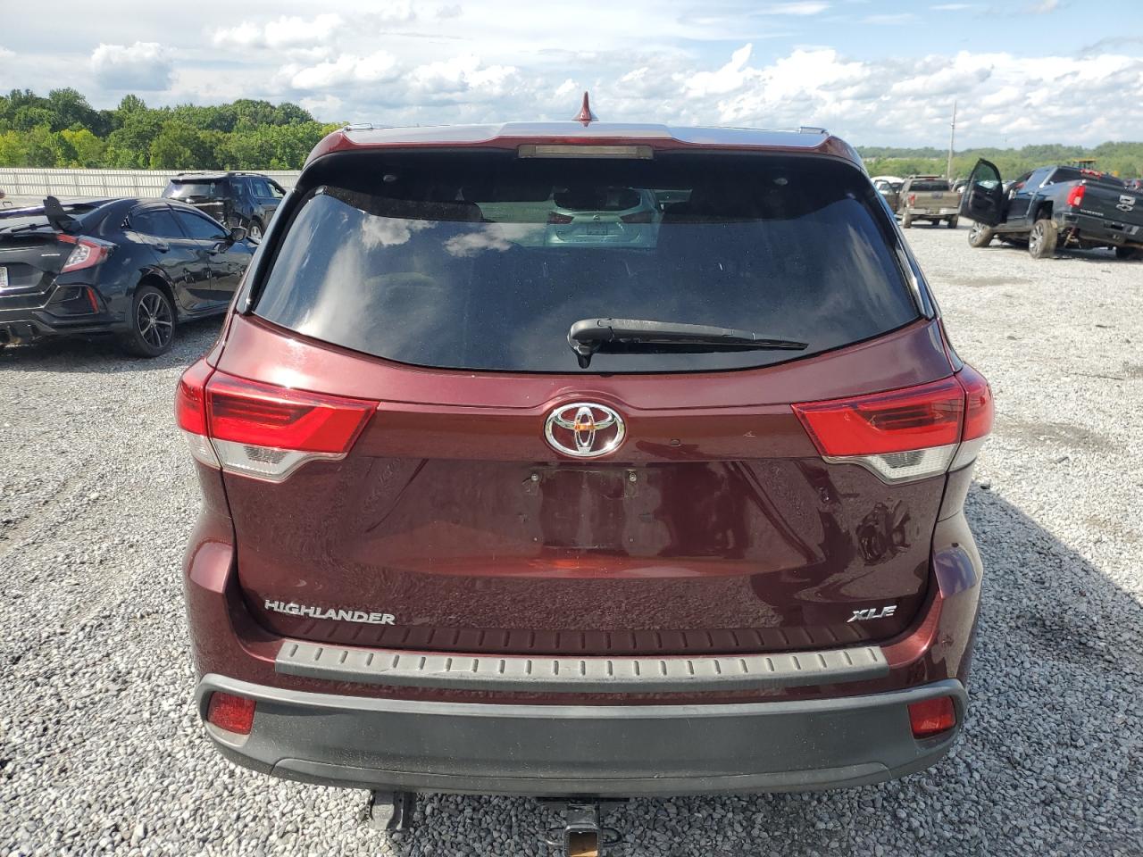 2019 Toyota Highlander Se VIN: 5TDKZRFH4KS325511 Lot: 64081495