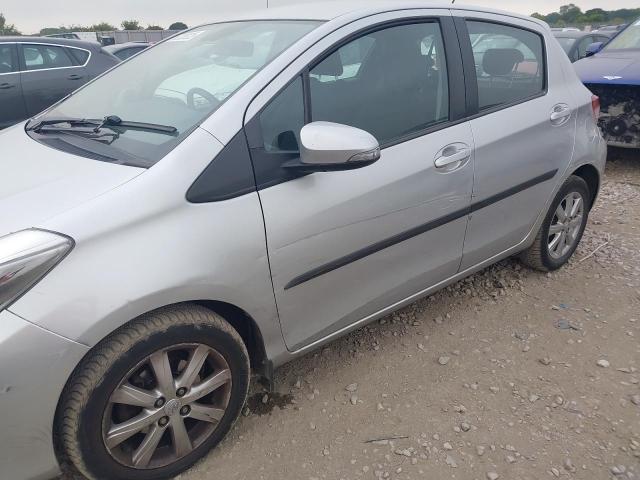 2012 TOYOTA YARIS TR V