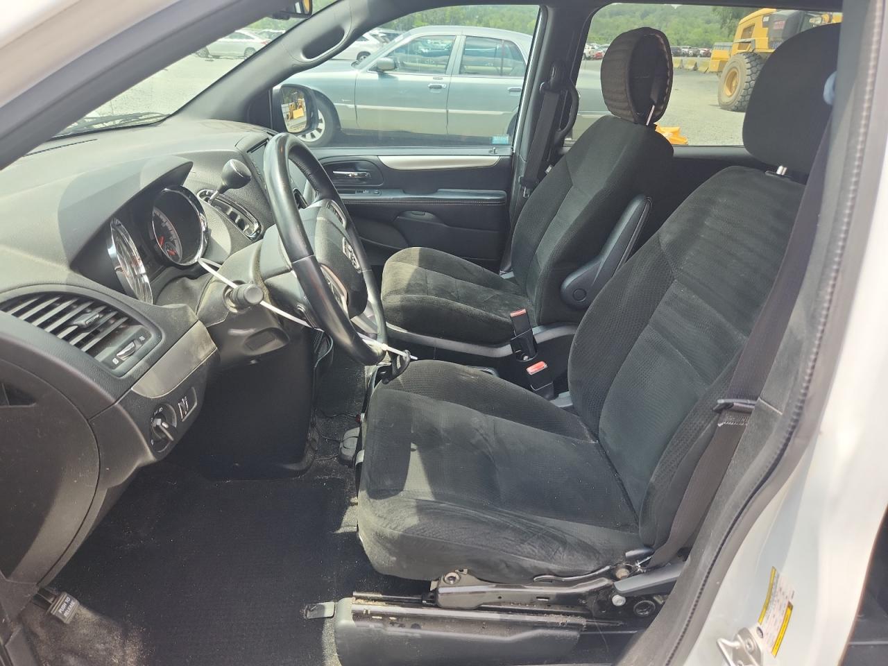 2015 Dodge Grand Caravan Se VIN: 2C4RDGBG5FR569228 Lot: 65081225