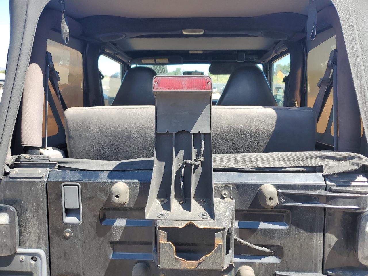 2000 Jeep Wrangler / Tj Se VIN: 1J4FA29P1YP787363 Lot: 63854015