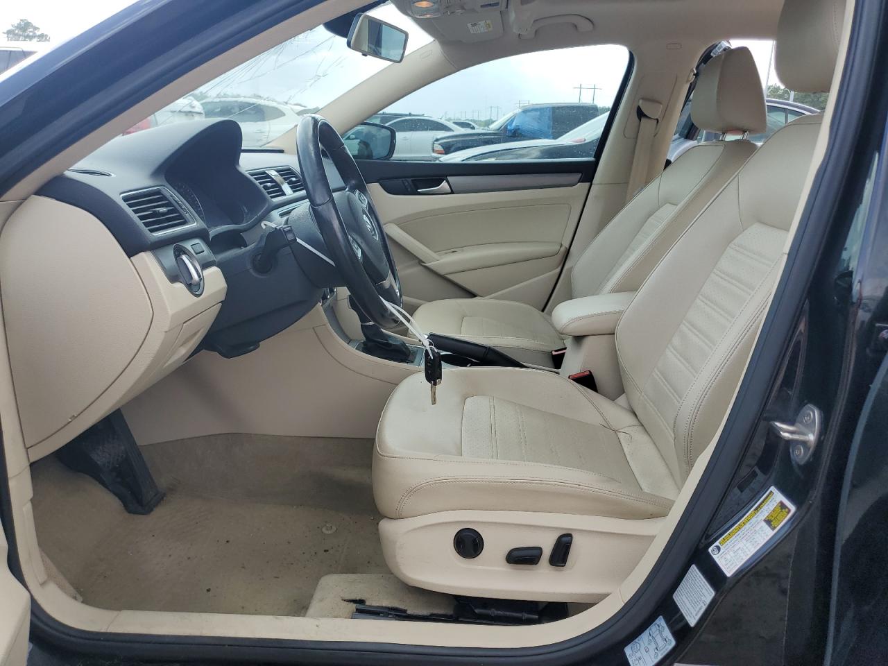 2015 Volkswagen Passat Se VIN: 1VWBS7A37FC036616 Lot: 64422295