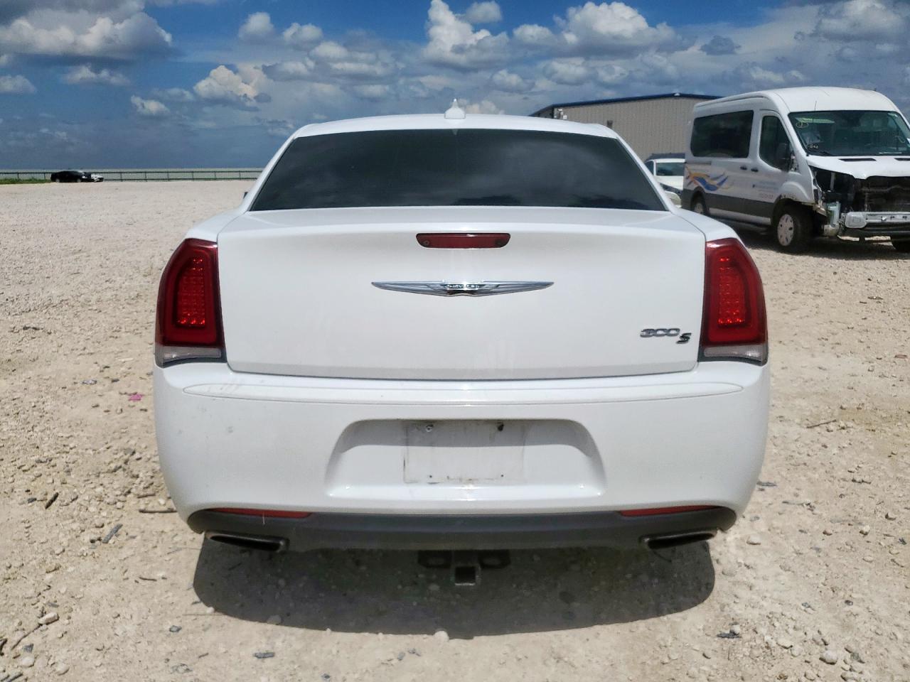 2018 Chrysler 300 S VIN: 2C3CCABG4JH214608 Lot: 64250475