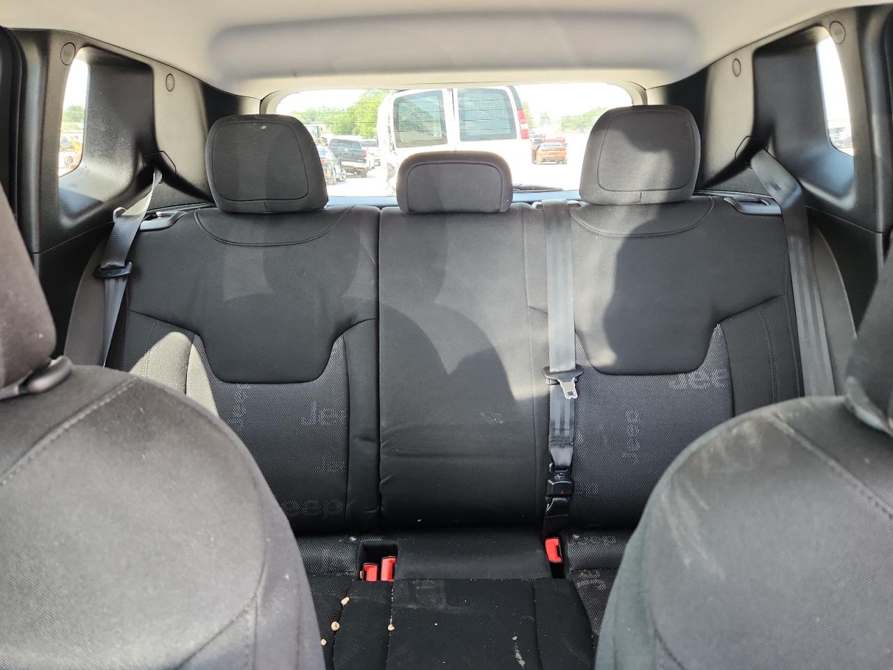 2016 Jeep Renegade Latitude VIN: ZACCJABT6GPC43470 Lot: 64297565