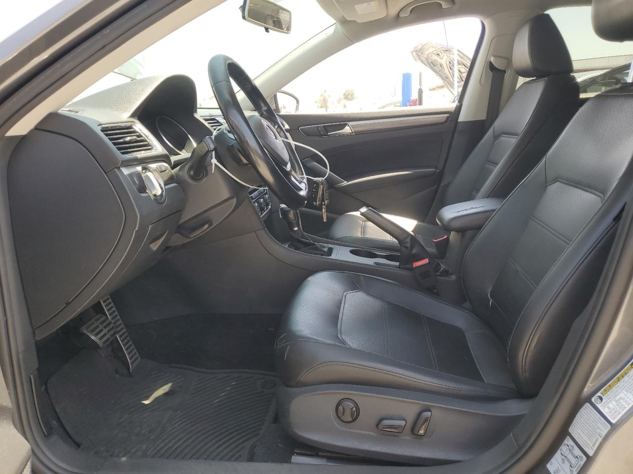 2018 Volkswagen Passat S VIN: 1VWAA7A3XJC012799 Lot: 64614735
