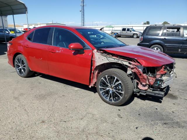  TOYOTA CAMRY 2020 Czerwony
