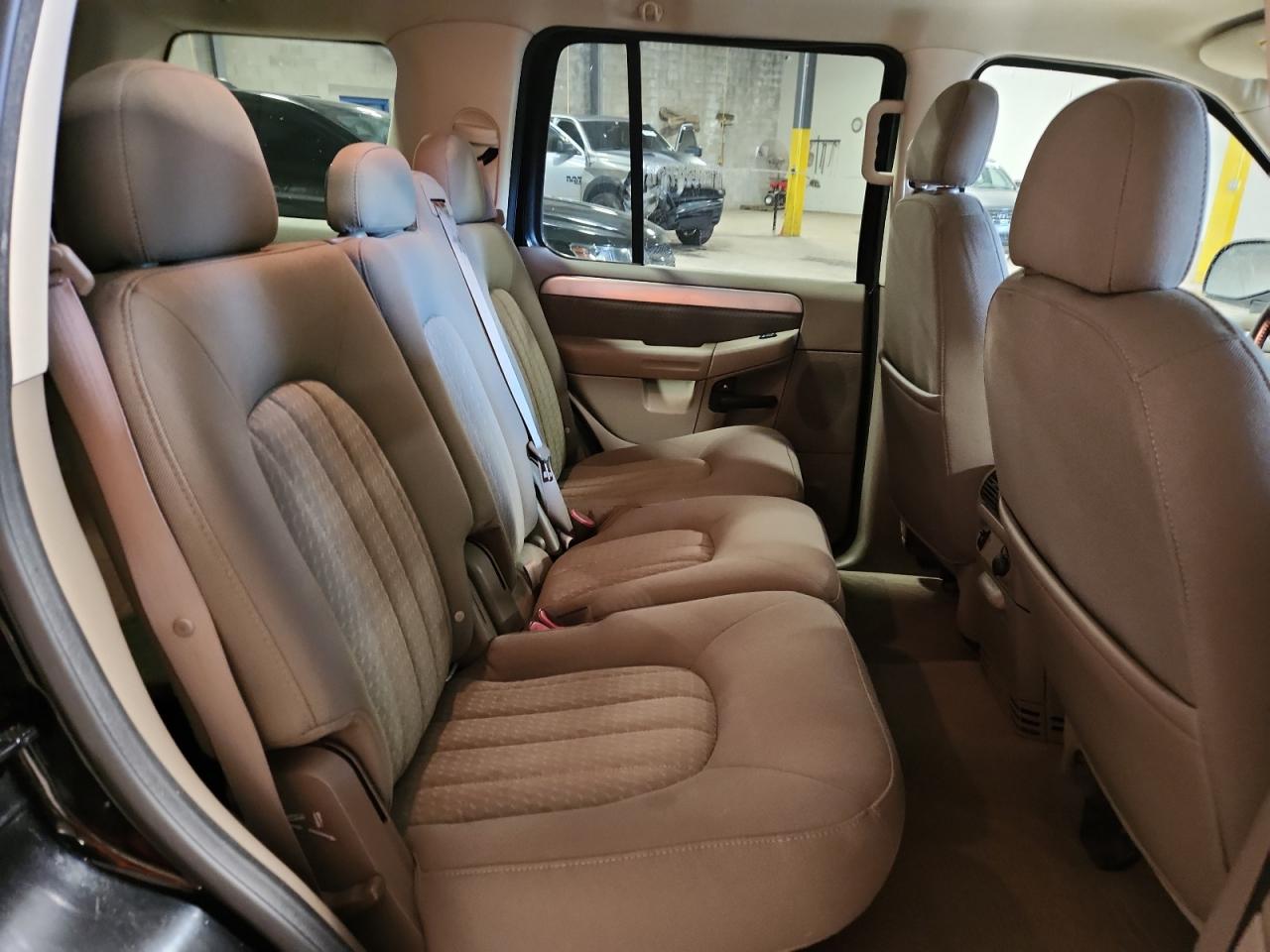 2004 Mercury Mountaineer VIN: 4M2ZU86W64UJ11988 Lot: 63993715