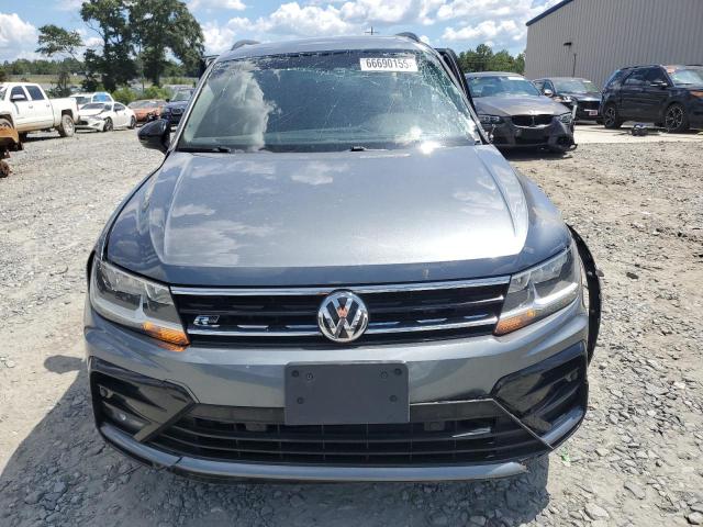  VOLKSWAGEN TIGUAN 2020 Серый