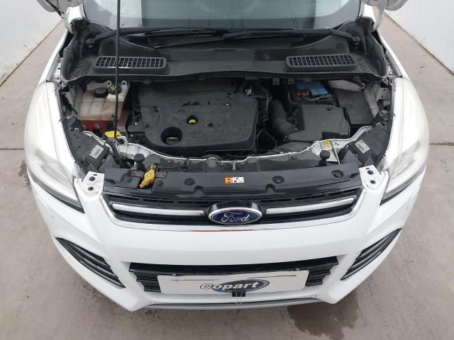 2015 FORD KUGA TITAN