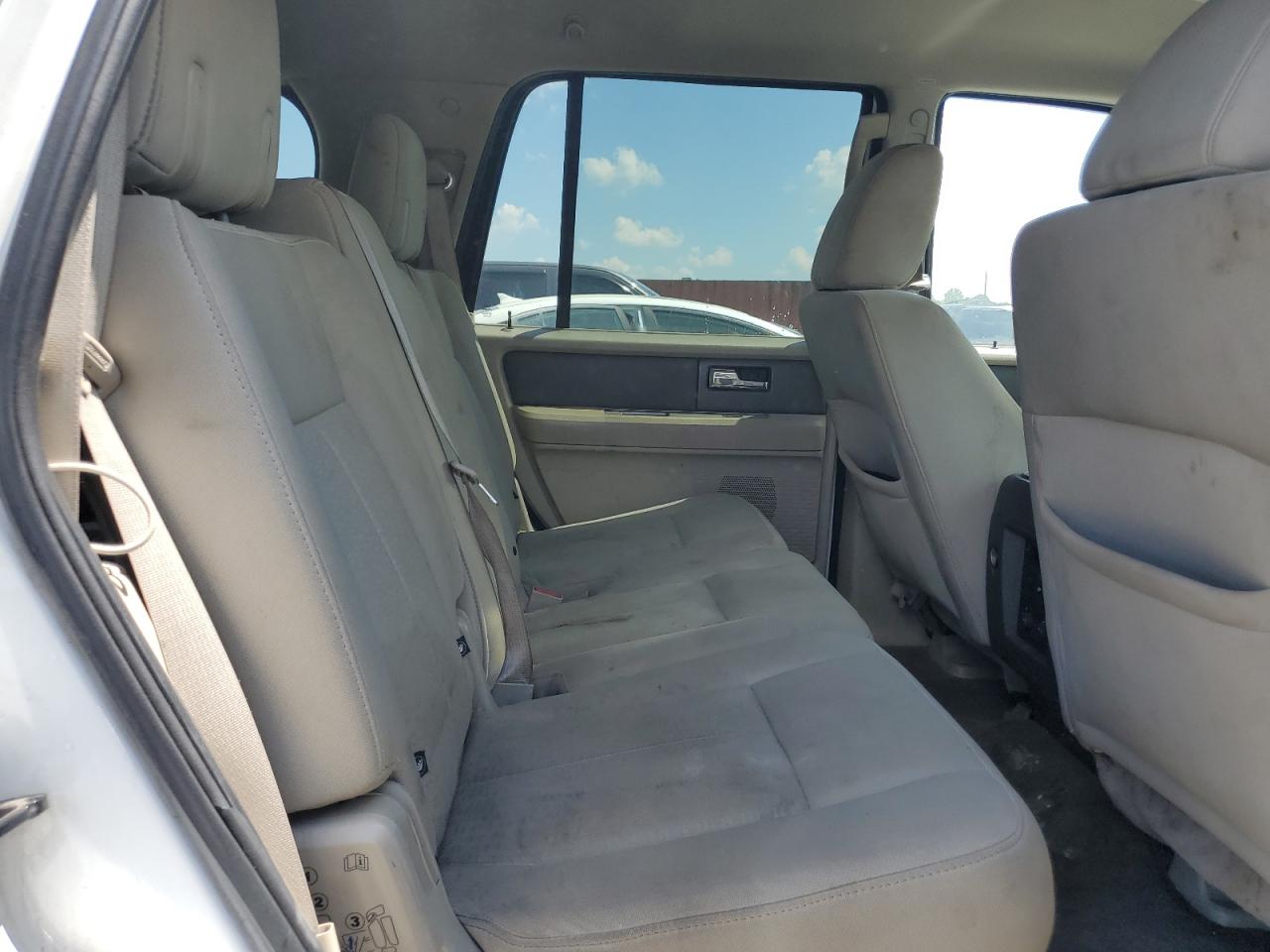 2010 Ford Expedition Xlt VIN: 1FMJU1F57AEB66260 Lot: 65809655